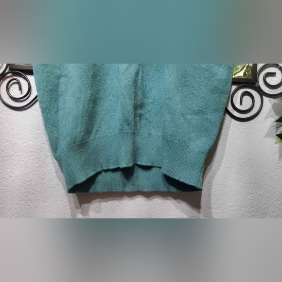 VTG 1970's Rare 100%Pure Lambswool Alan Paine V-Neck Sweater Vest Gender Neutral - Picture 4 of 6